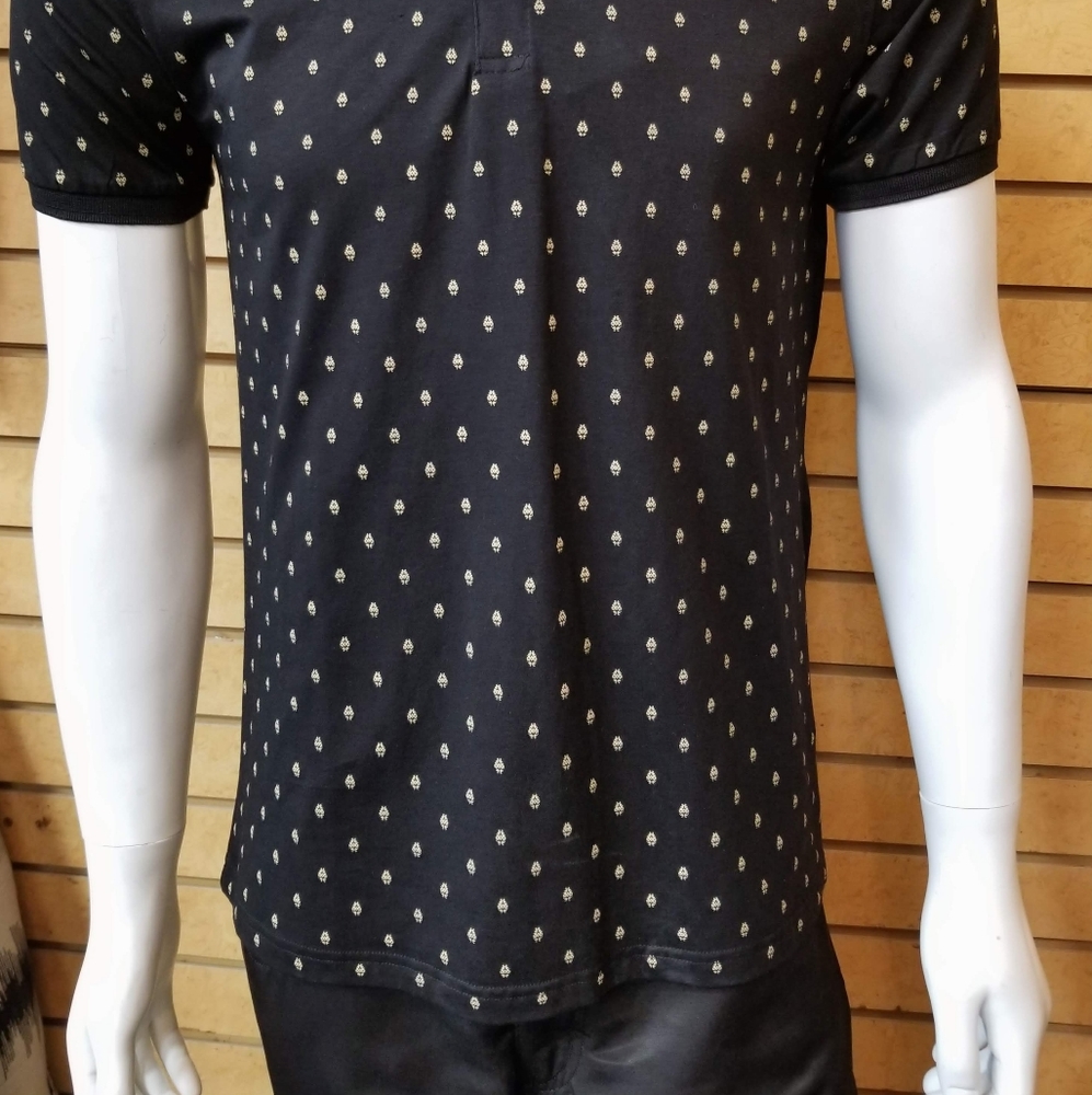 Geometric Pattern Polo - Picture 2 of 5